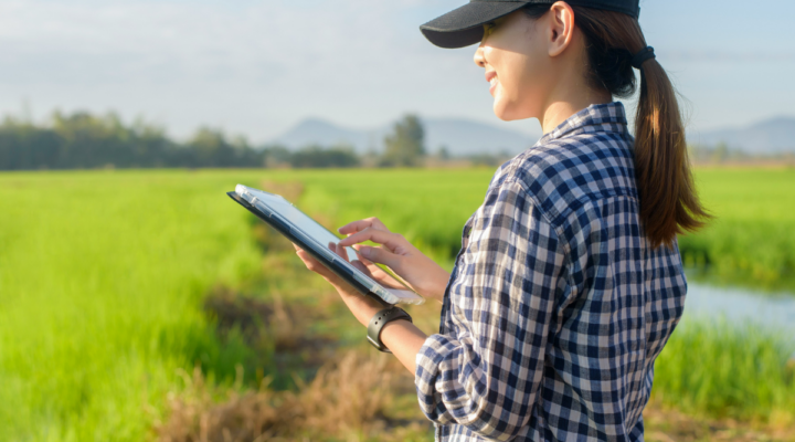 Precision Farming Using IoT Benefits & Examples